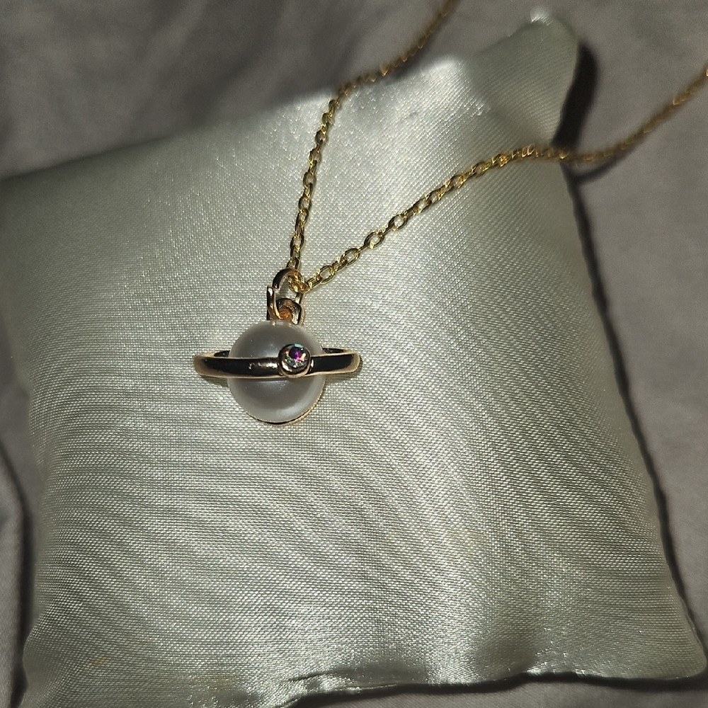 Gold Planet Pearl Pendant Necklace